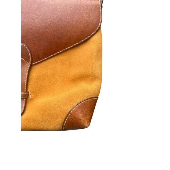 Most Wanted USA Leather yellow Suede Adjustable Strap Crossbody Cross Over Purse - Picture 5 of 8